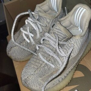 yeezy boost  350 infant V2